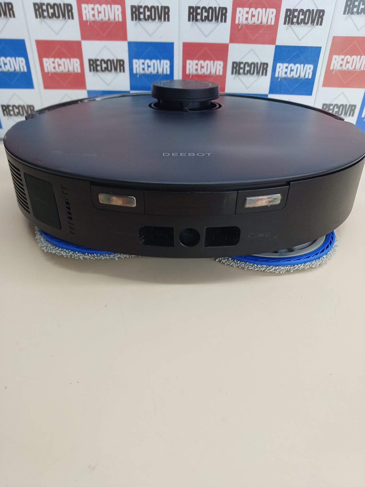 Robot aspirador 11000Pa IA fregado bordes T30S Ecovacs.