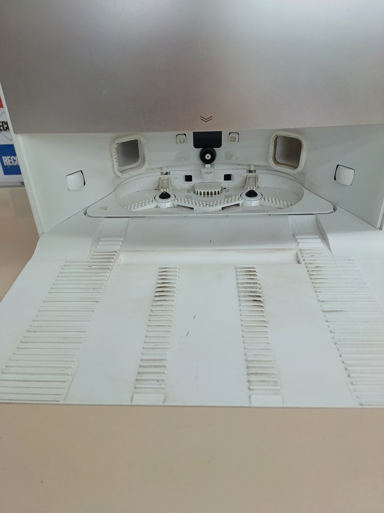 Robot aspirador L20 Ultra con autovaciado – Dreame