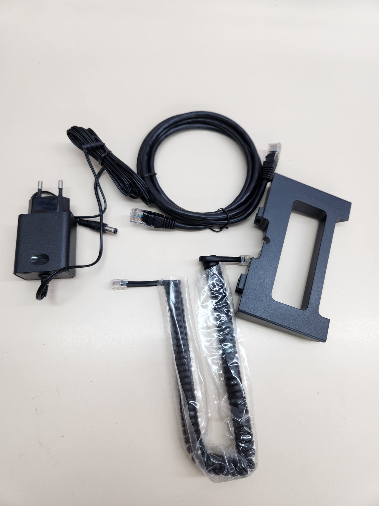 Teléfono Yealink T31 SIP 2 cuentas con PSU
