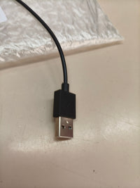Teclado con cable USB Amazon Basics, español, negro mate