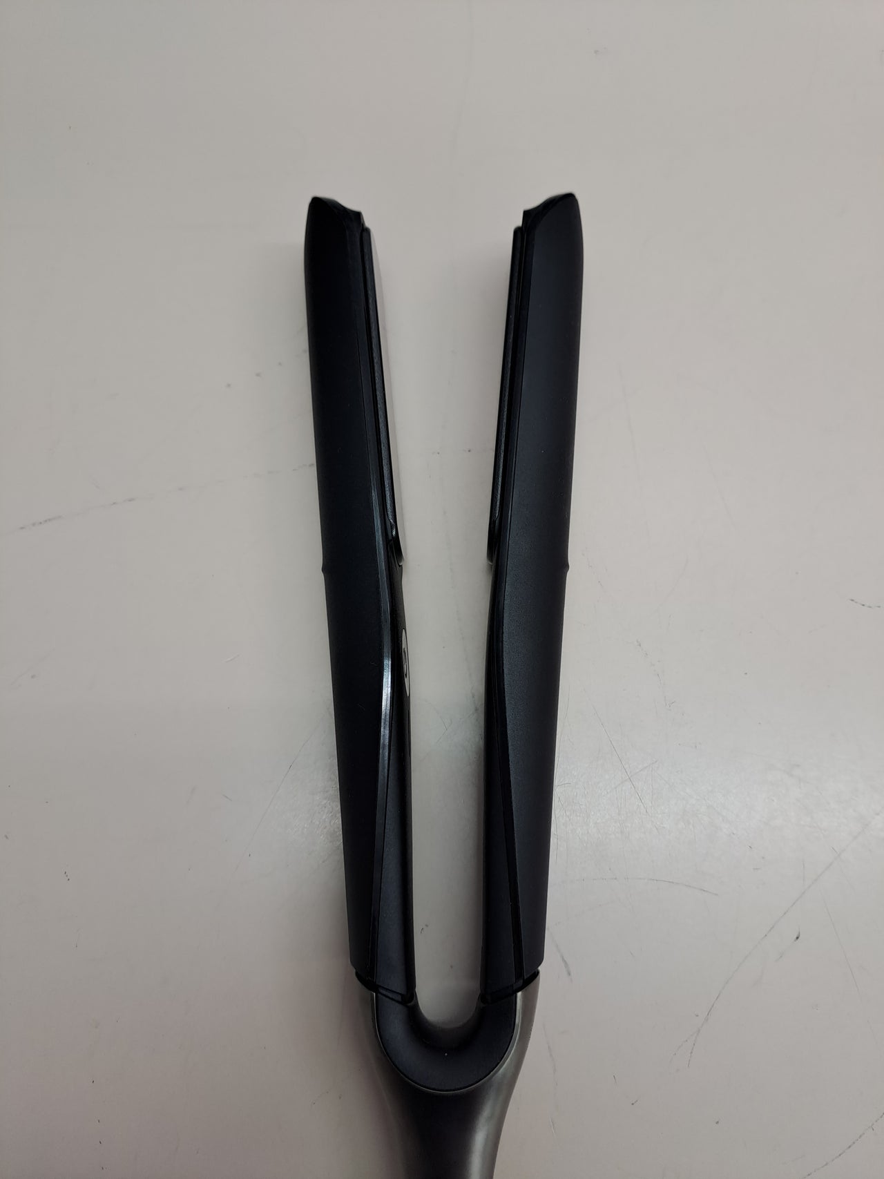 Plancha pelo profesional 185ºC rápida ghd Chronos negra