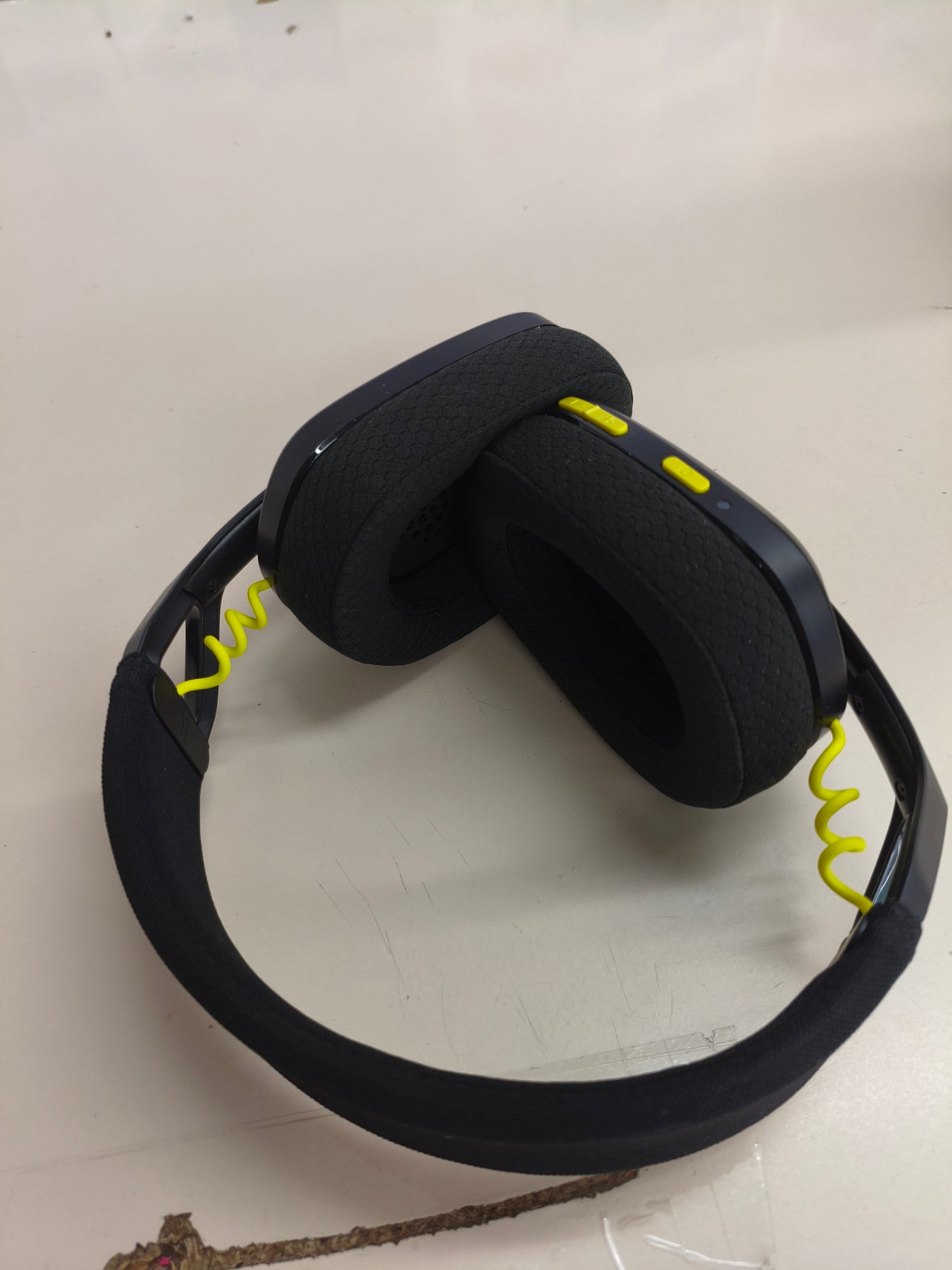 Auriculares Logitech G435 LIGHTSPEED para gaming