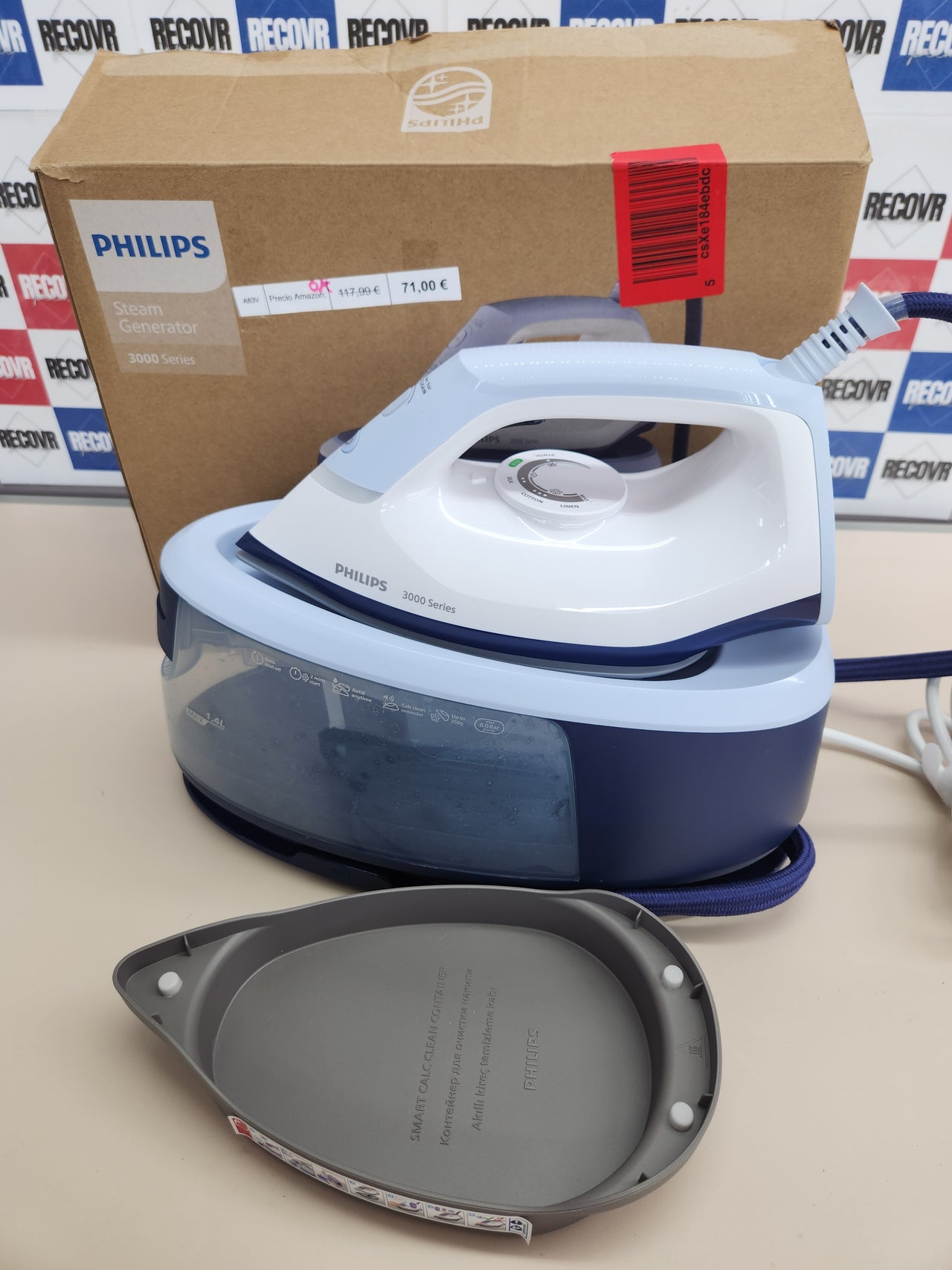 Centro planchado 2400W Serie 3000, vapor continuo 120 g/min, golpe de vapor 350 g, rápido y potente, vapor vertical, 1.4 l de depósito, suela de cerámica, Deep Azur (PSG3000/20) Philips