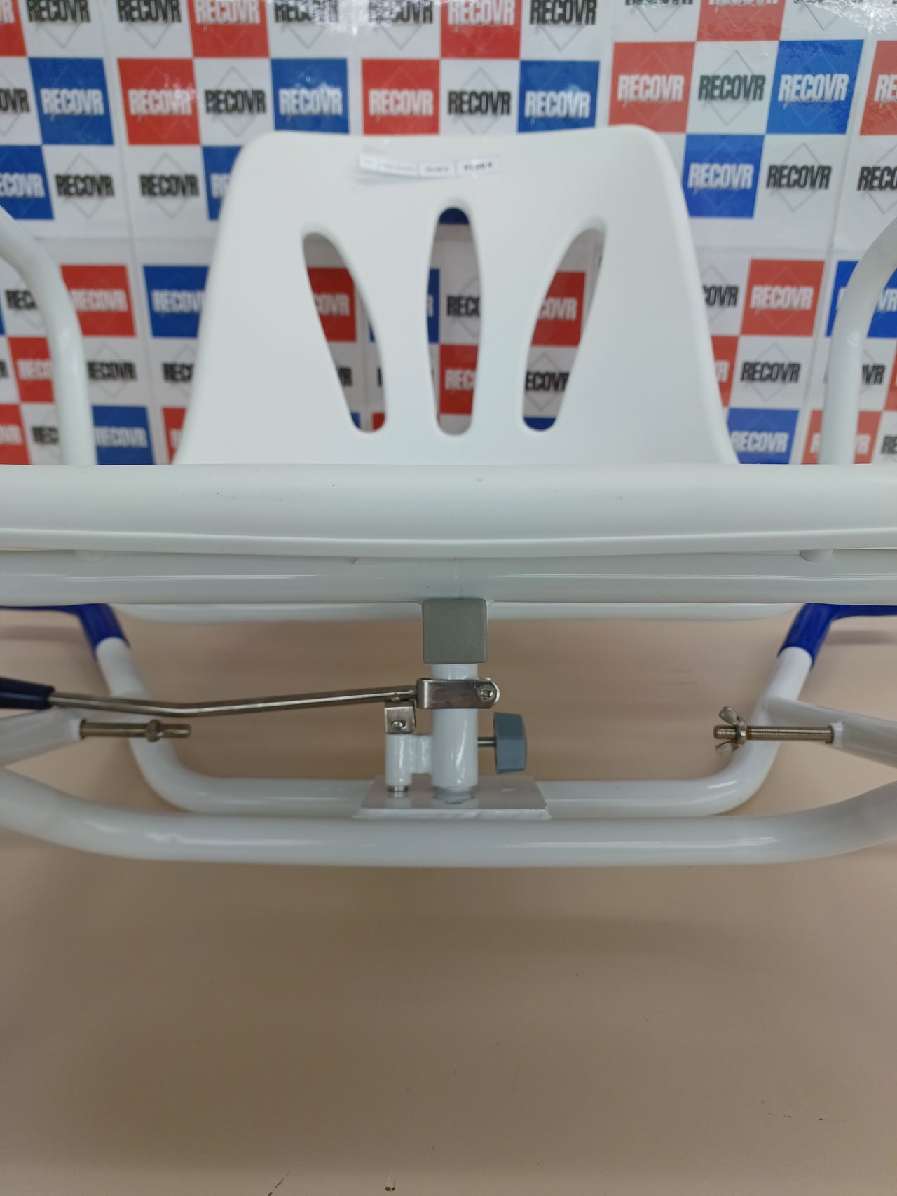 Mobiclinic, Silla de baño giratoria, Lago, Reposabrazos y Respaldo, Giro 360º, Anatómica, Marca española, Resistente al Agua, para Personas Mayores, con discapacidad o Movilidad Reducida
