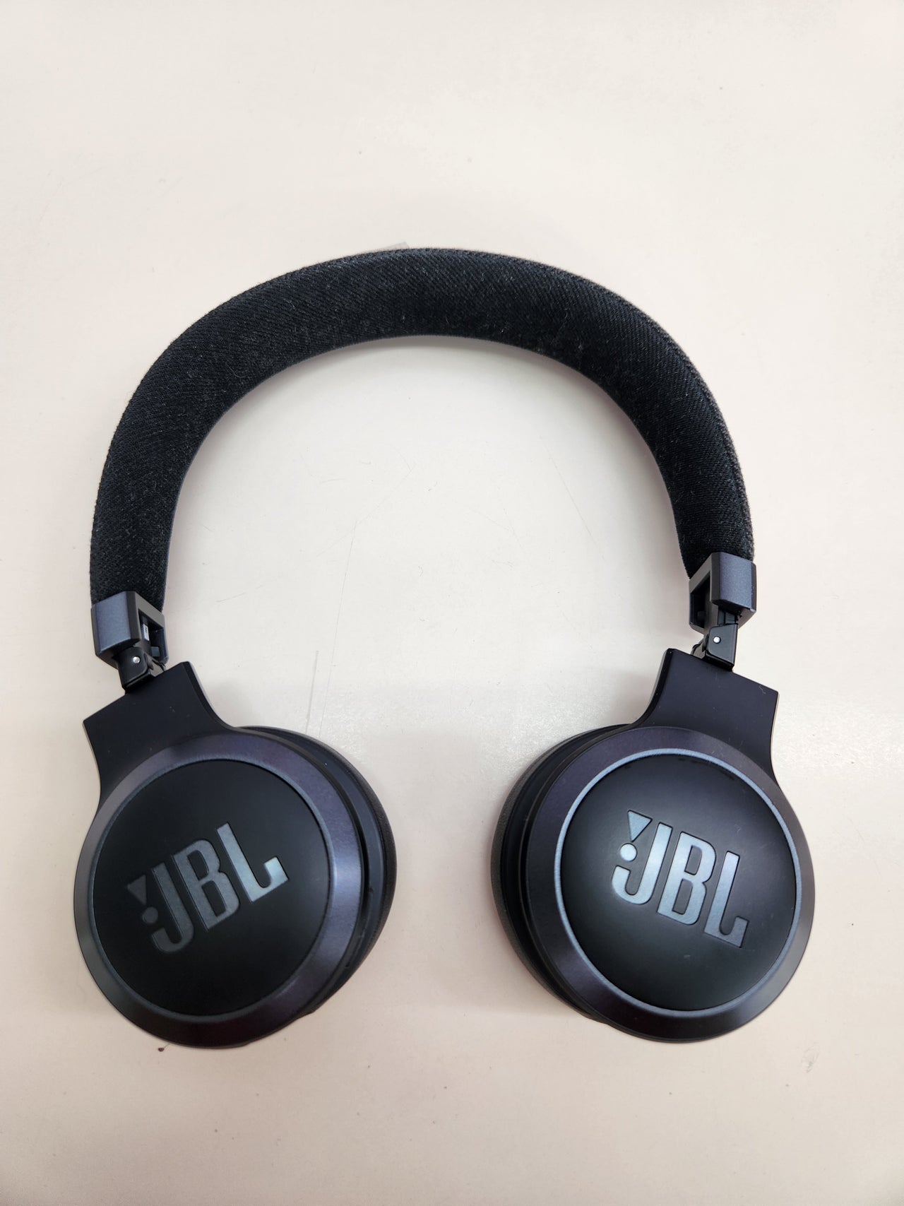 Auriculares JBL 670 NC inalámbricos