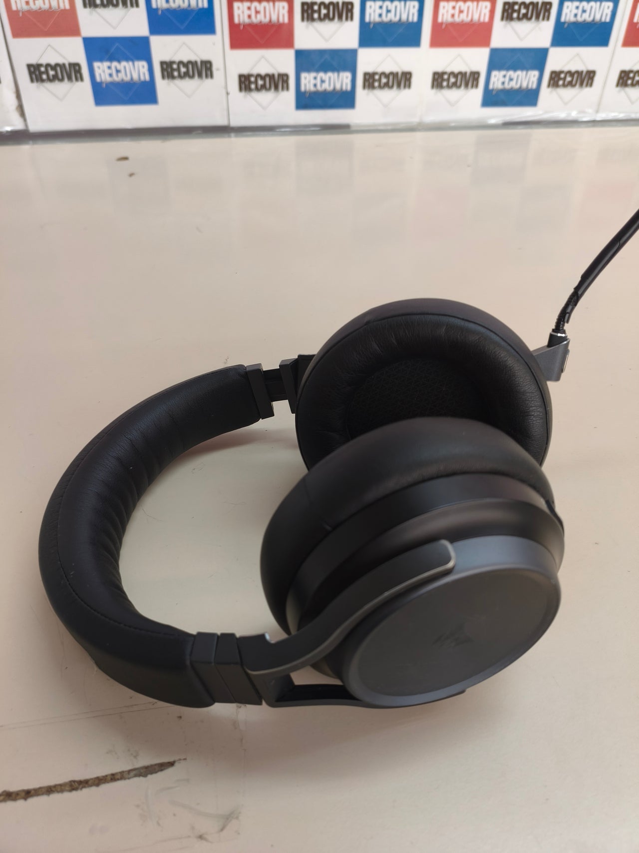 Corsair Virtuoso RGB Inalámbrico XT Auriculares para Juegos - Negro