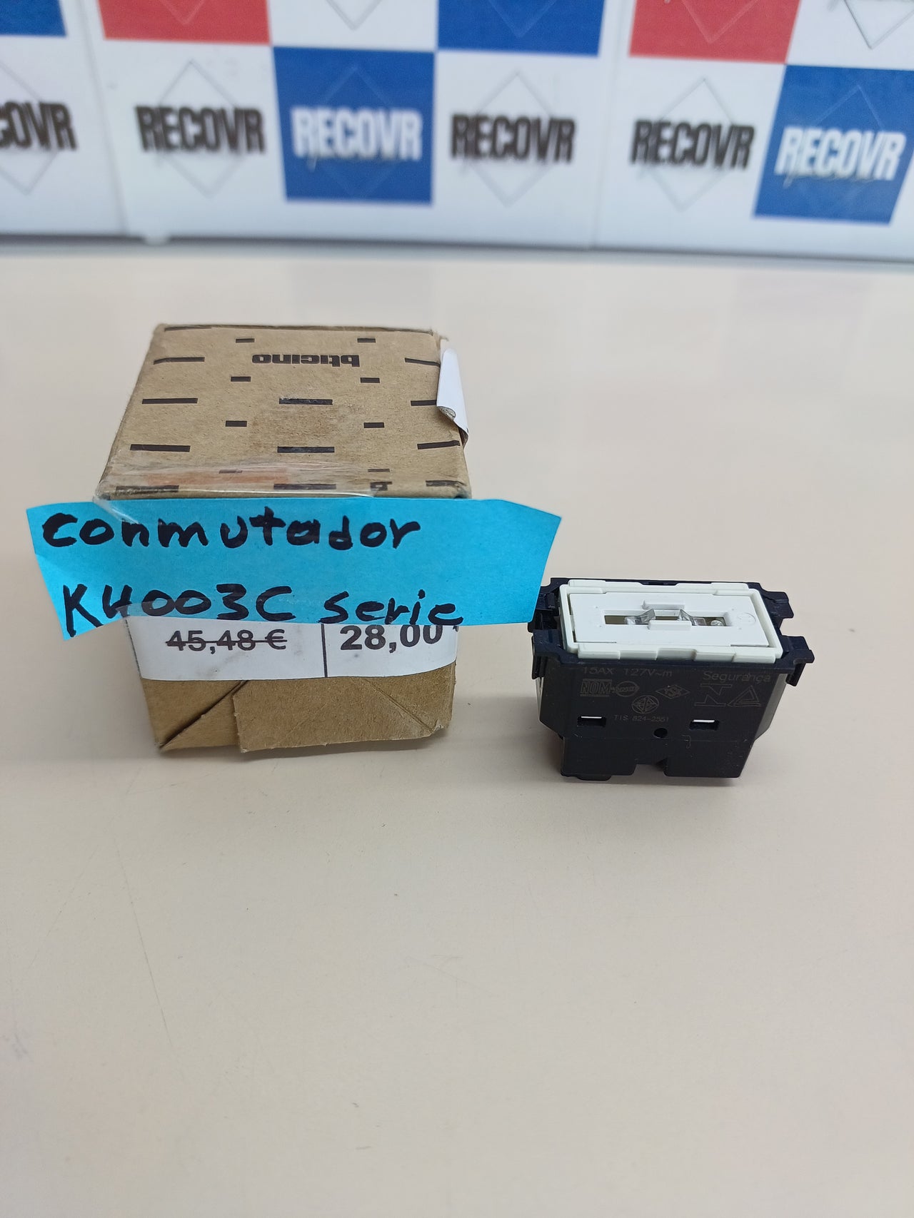 Conmutador Conectado BTicino K4003C | Serie Living Now with Netatmo