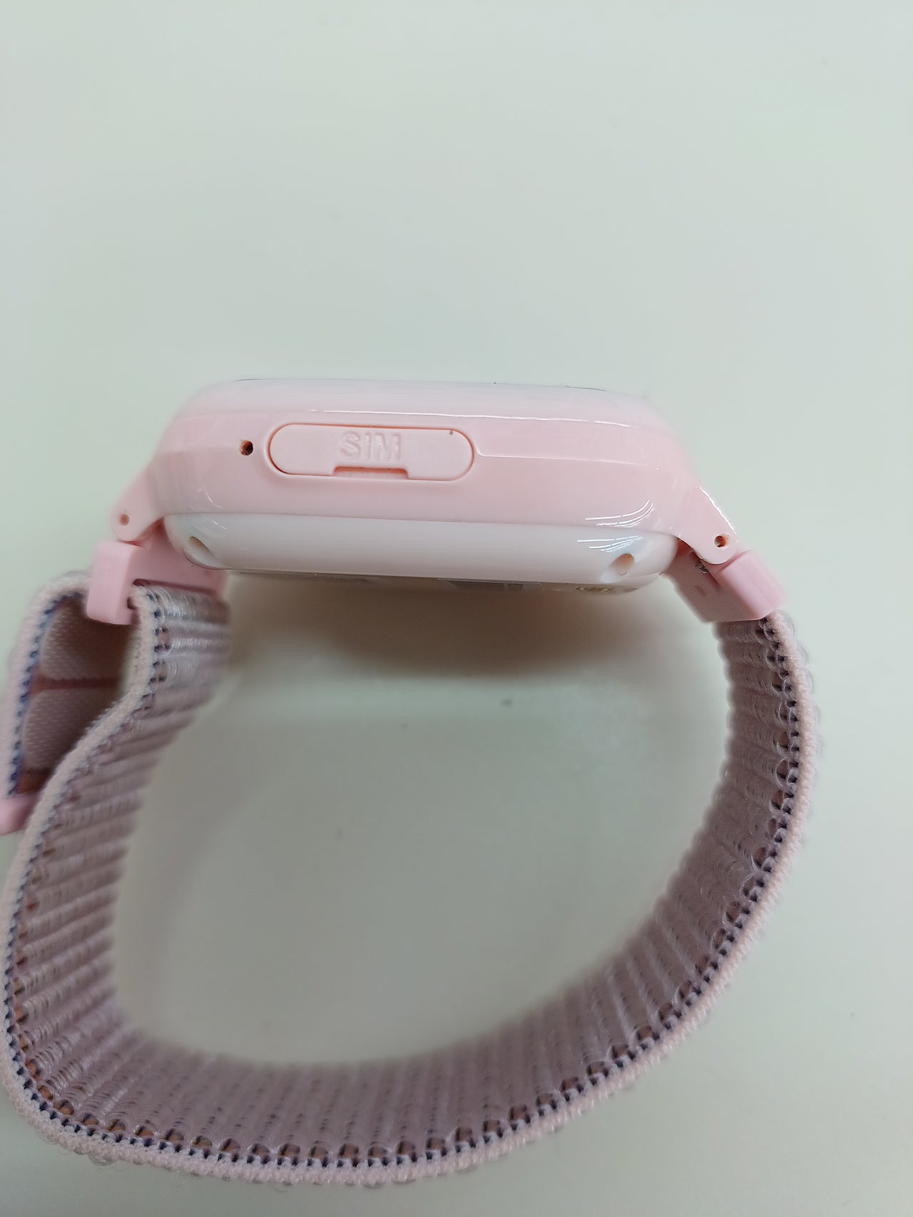 Reloj Inteligente Niños, GPS Smartwatch Niño Pantalla táctil Localizador con SOS Video Llamada Musica Bluetooth Reloj Digital Watch Regalo Compatibles con iOS Android PTHTECHUS 4G