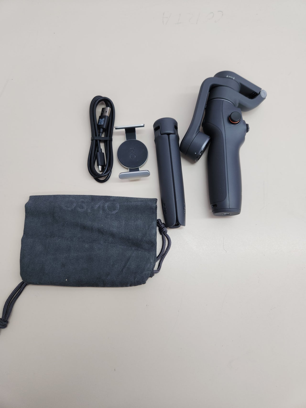DJI Estabiliza Smartphones OSMO Mobile 6