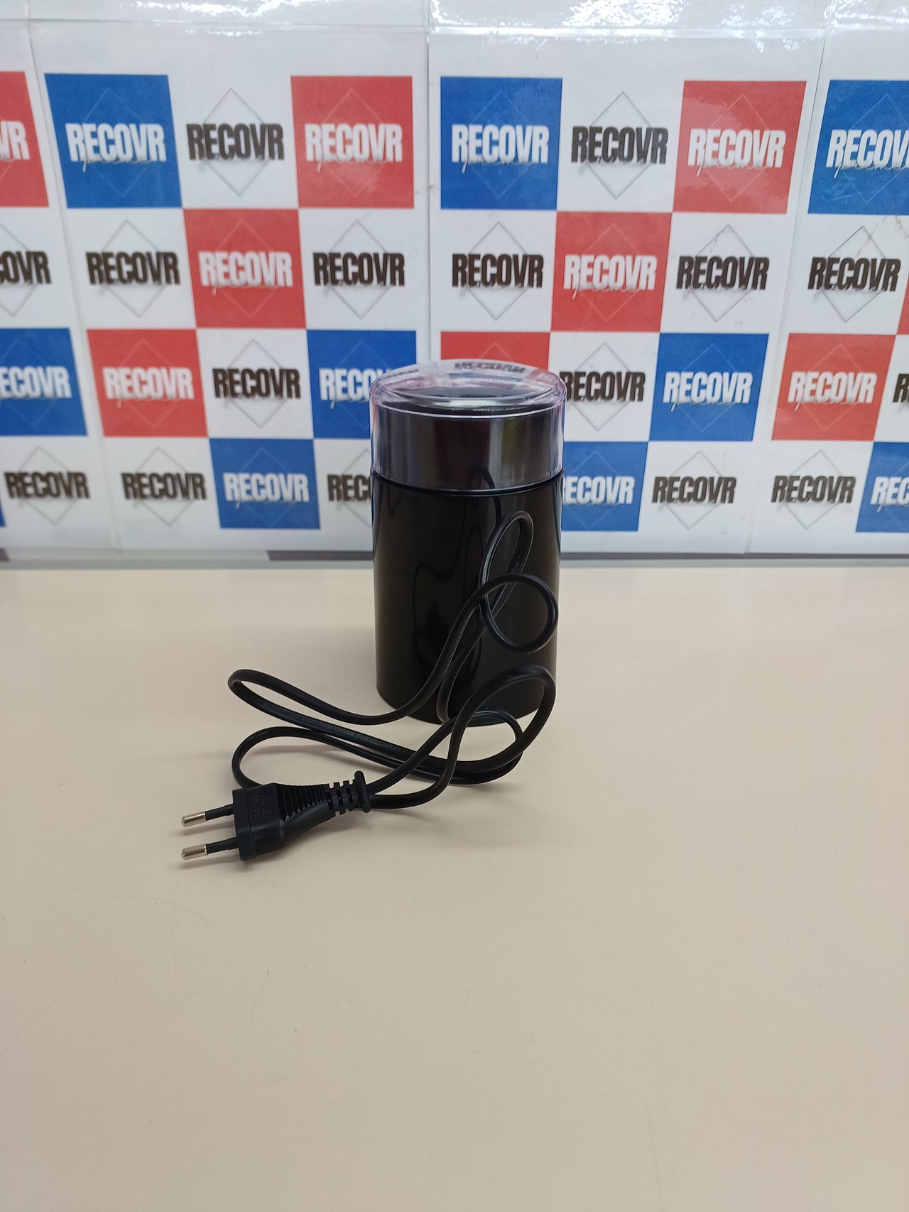 Molinillo de café eléctrico Amazon Basics