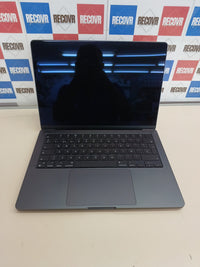 MacBook Pro 14” M3 Pro 18GB 512GB negro espacial Apple