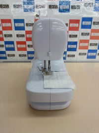 Máquina de Coser Tristar SM-6000