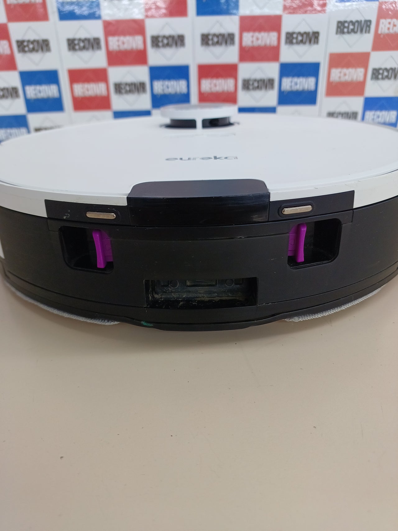 Robot Aspirador y Fregasuelos EUREKA NERE10s
