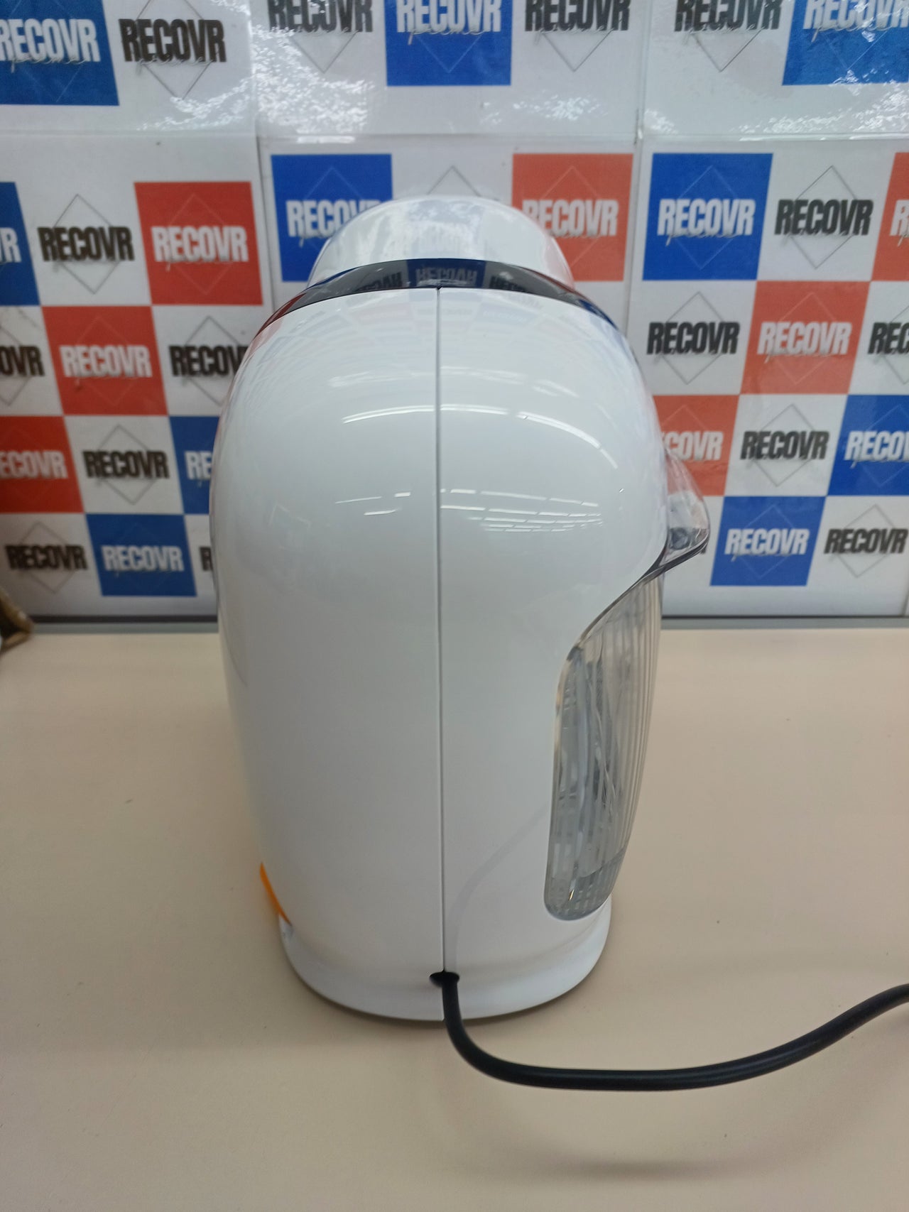 Cafetera Cápsulas Bosch Tassimo Happy TAS114E