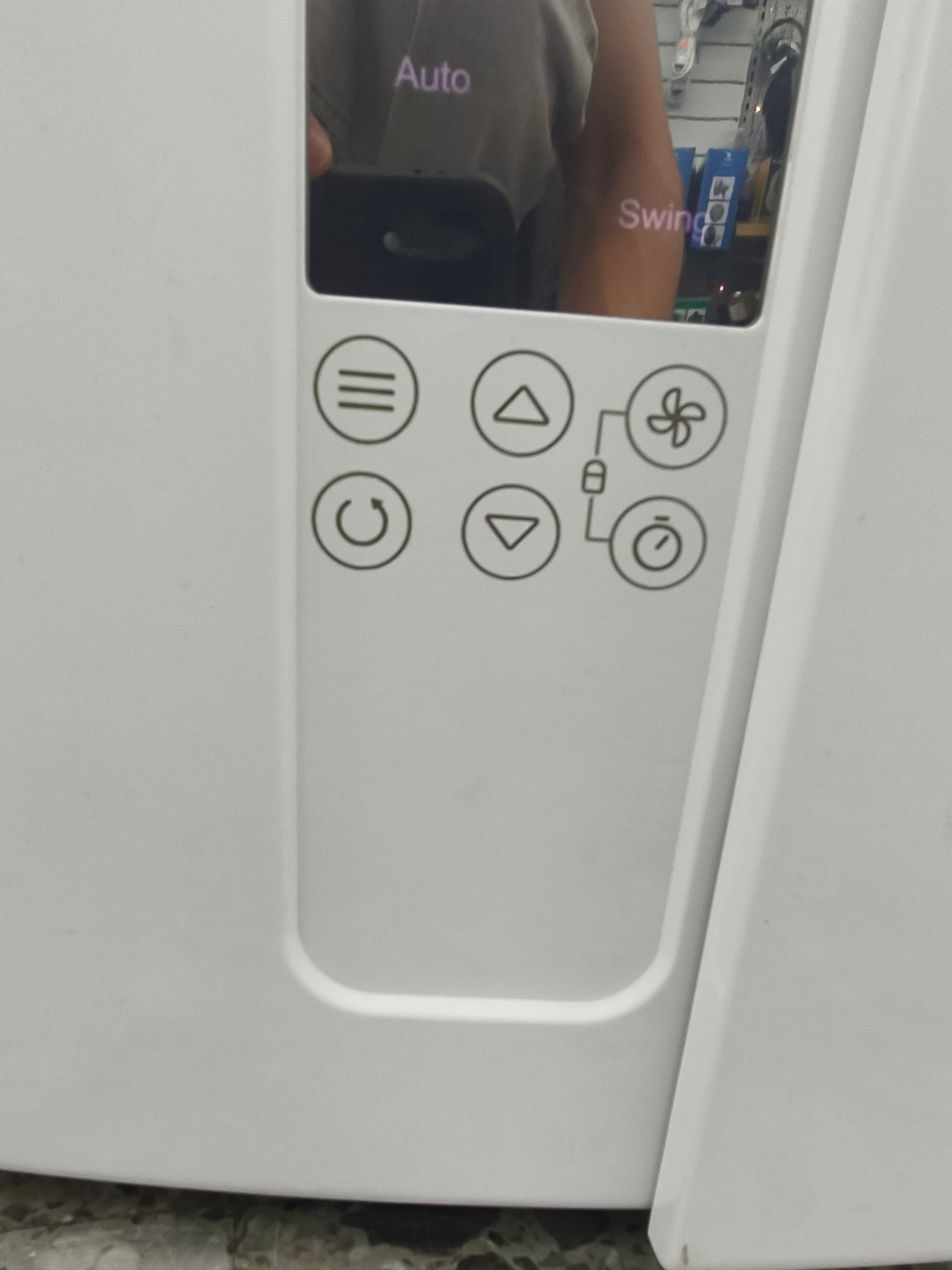 Aire acondicionado de ventana Cecotec Windowclima 9000 Inverter 9000 BTU con mando
