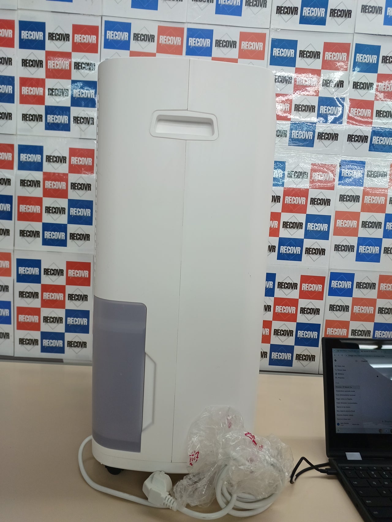Deshumidificador 24L 100m³ wifi filtración triple Olimpia