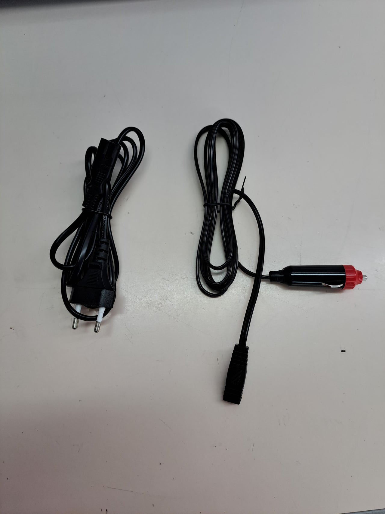 Nevera eléctrica portátil 24 L frío/calor – Bakaji