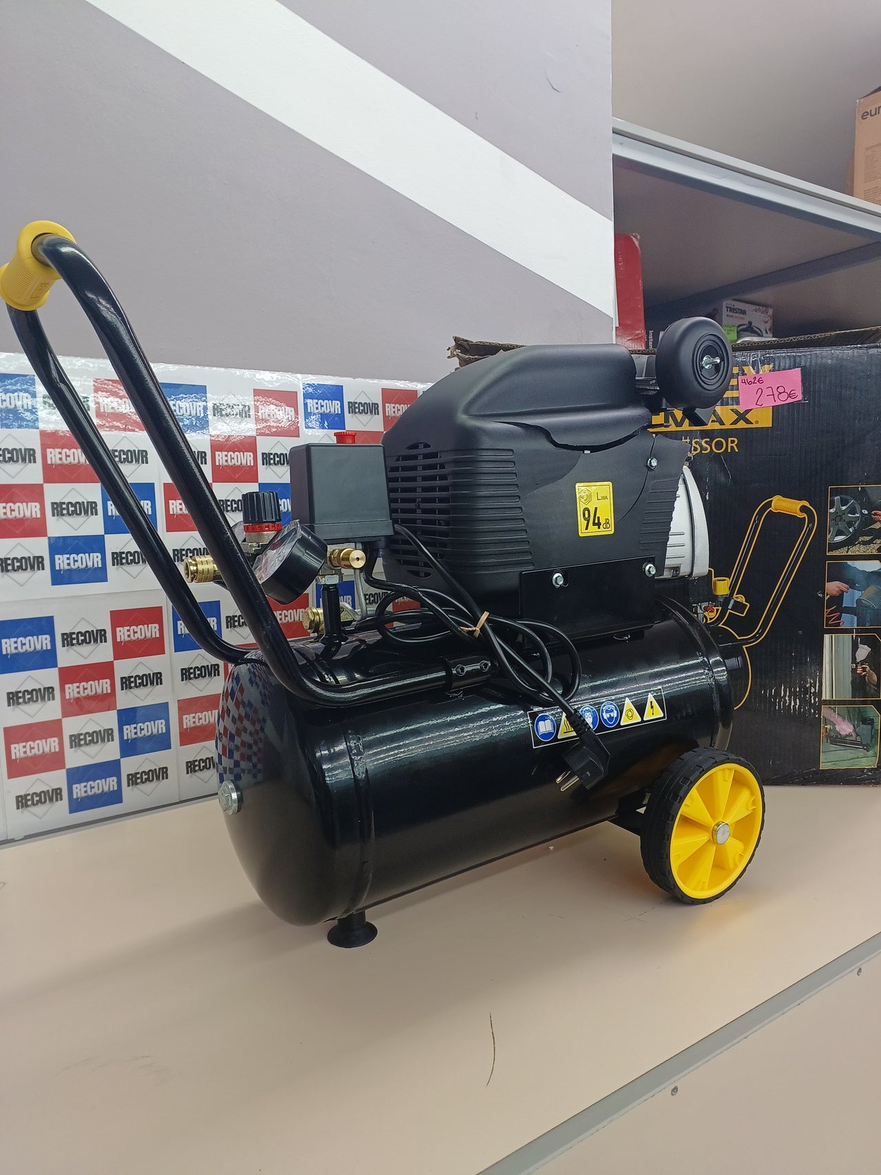 Compresor Stanley Fatmax - D251/10/24 motor 2,5Hp 10bar 230 voltios