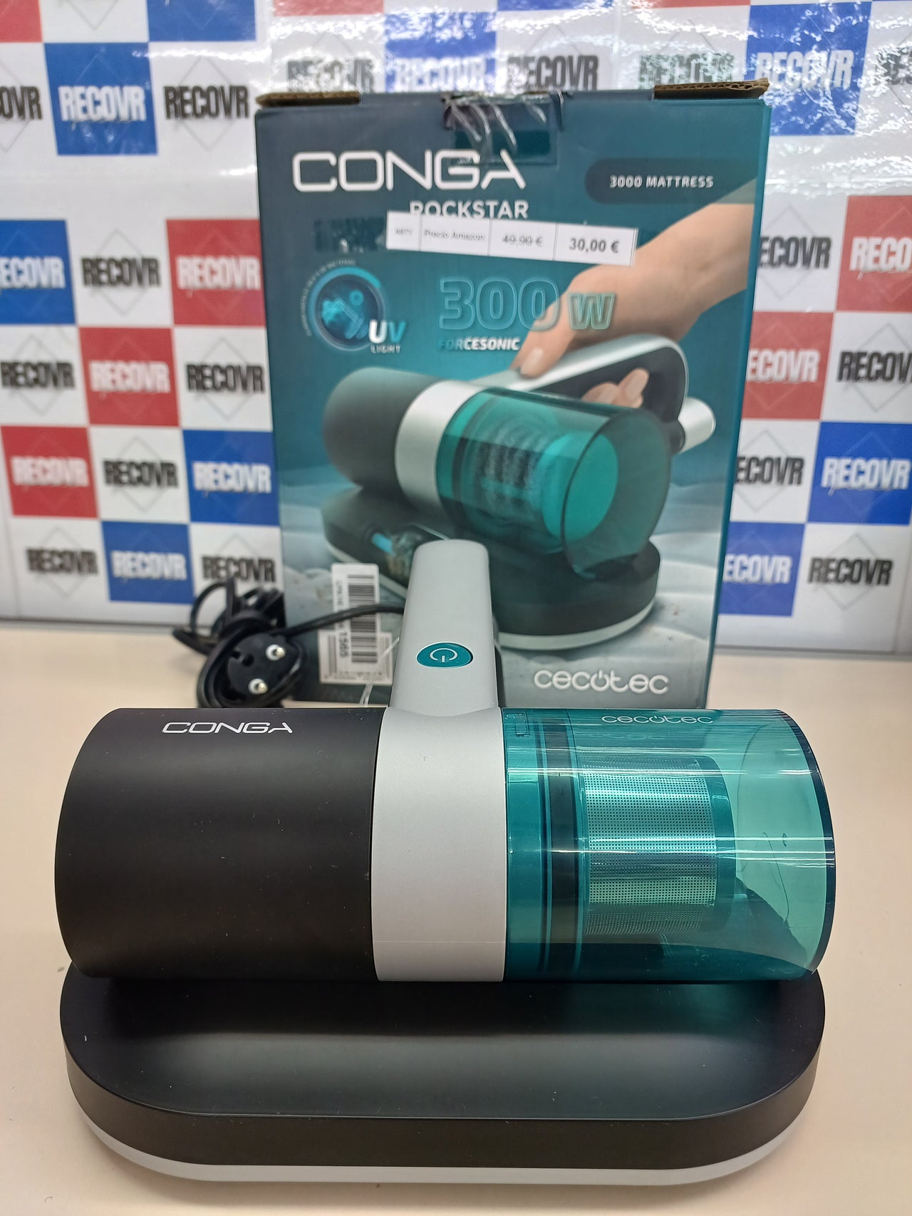 Aspirador Colchones 300W Tapicerías Conga Rockstar 3000 Mattress.  10 kPa, Luz Ultravioleta UV-C, Tecnología con Cepillo Motorizado, Tecnología de Aire Caliente Cecotec