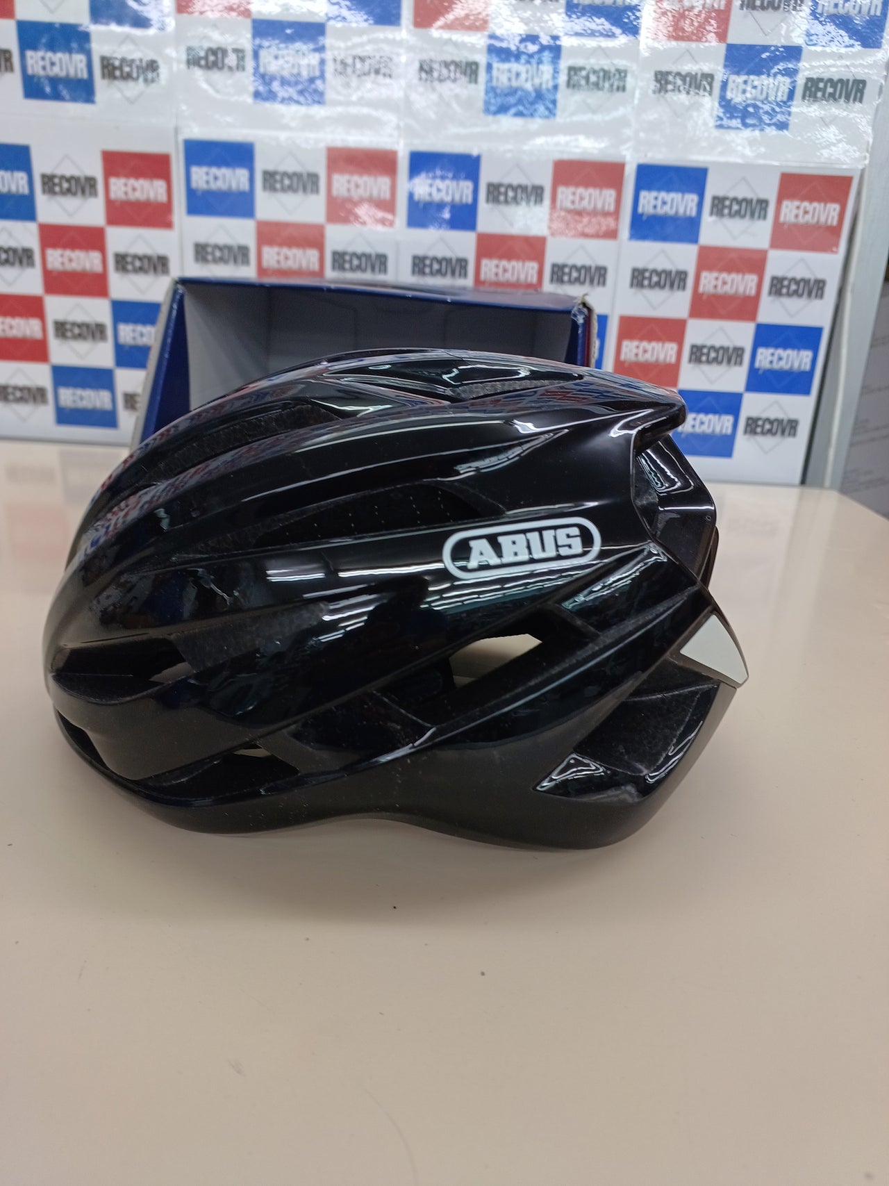 Casco bicicleta Talla S (51 55 cm) ligero y cómodo para ciclismo deportivo profesional - Para hombre y mujer ABUS StormChaser