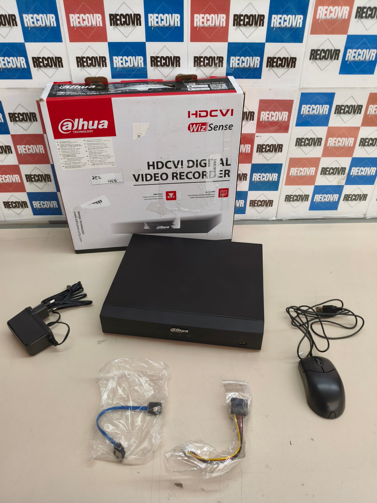 Grabador XVR de 4 canales para videovigilancia