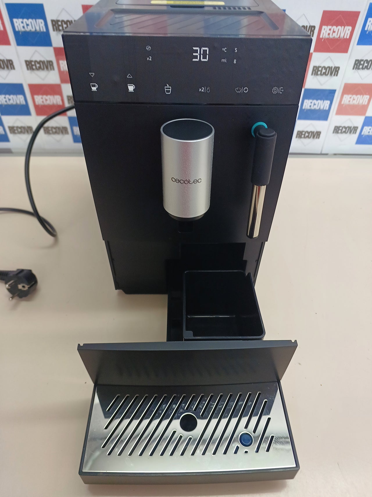 Cafetera superautomática 19 bares 1,1 L – Cecotec