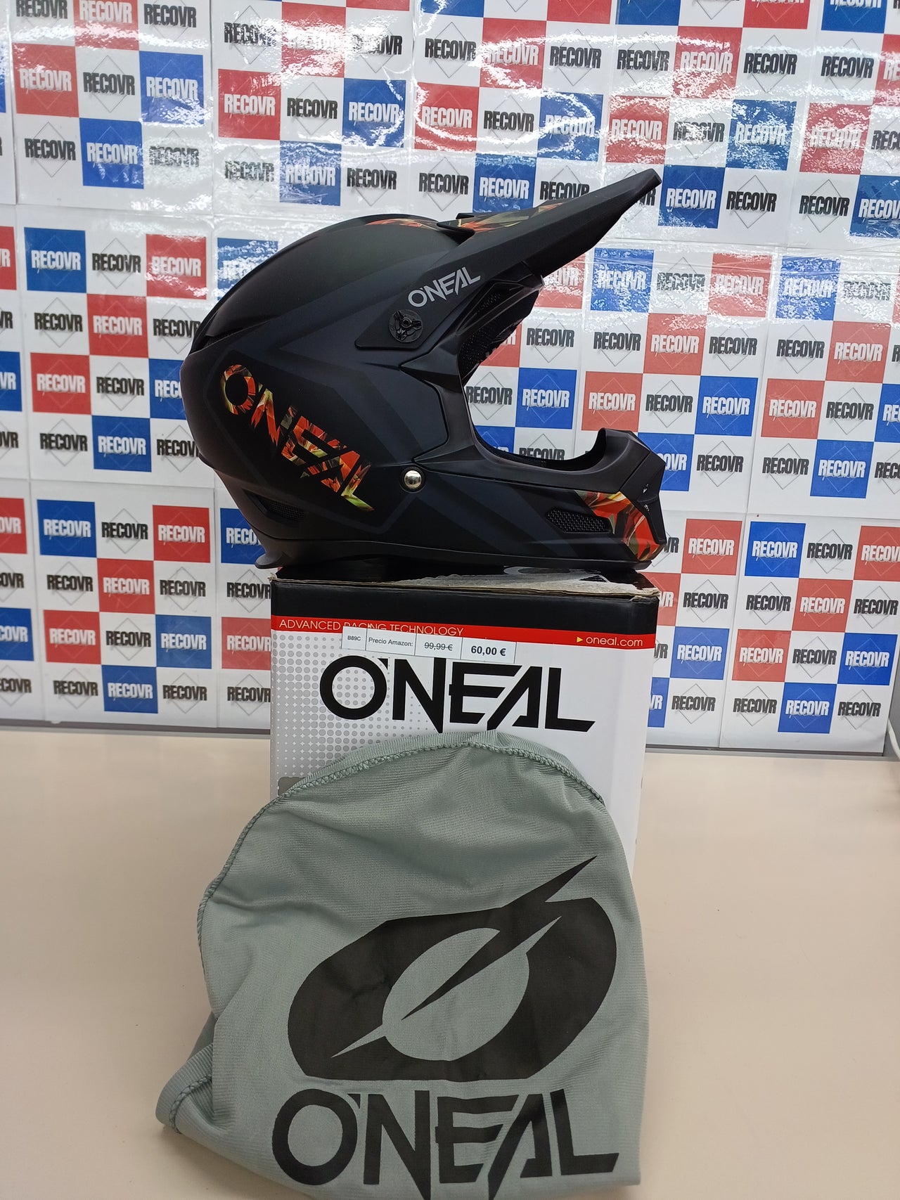 Casco Bicicleta montaña Talla S (55 56)| MTB Downhill | Según Norma de Seguridad EN1078, Aberturas de ventilación para Flujo de Aire y refrigeración, Carcasa Exterior de ABS | Casco Fury O'NEAL