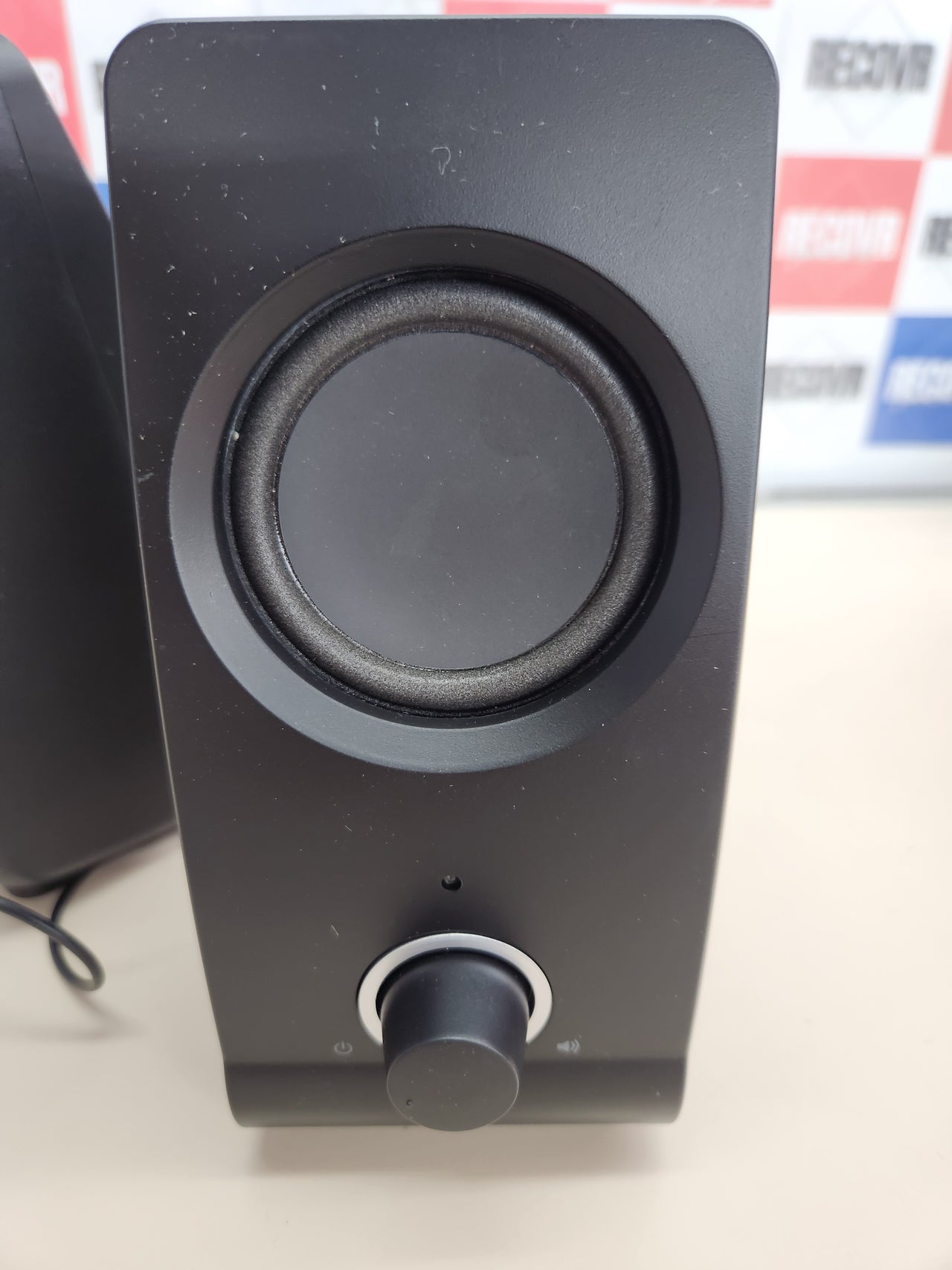 Set Altavoces, Jack 3.5 mm, 16 W, 50-20000 Hz Respuesta Frecuente, Sistema de Altavoces Alámbrico USB para PC, Ordenador, Portátil, Oficina. Trust Remo 2.0