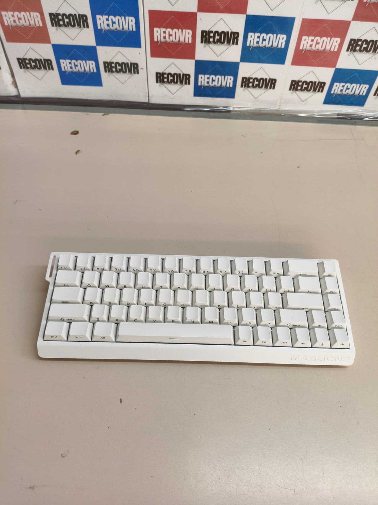 YUNZII MAD68 HE, teclado gaming 60% magnético, blanco