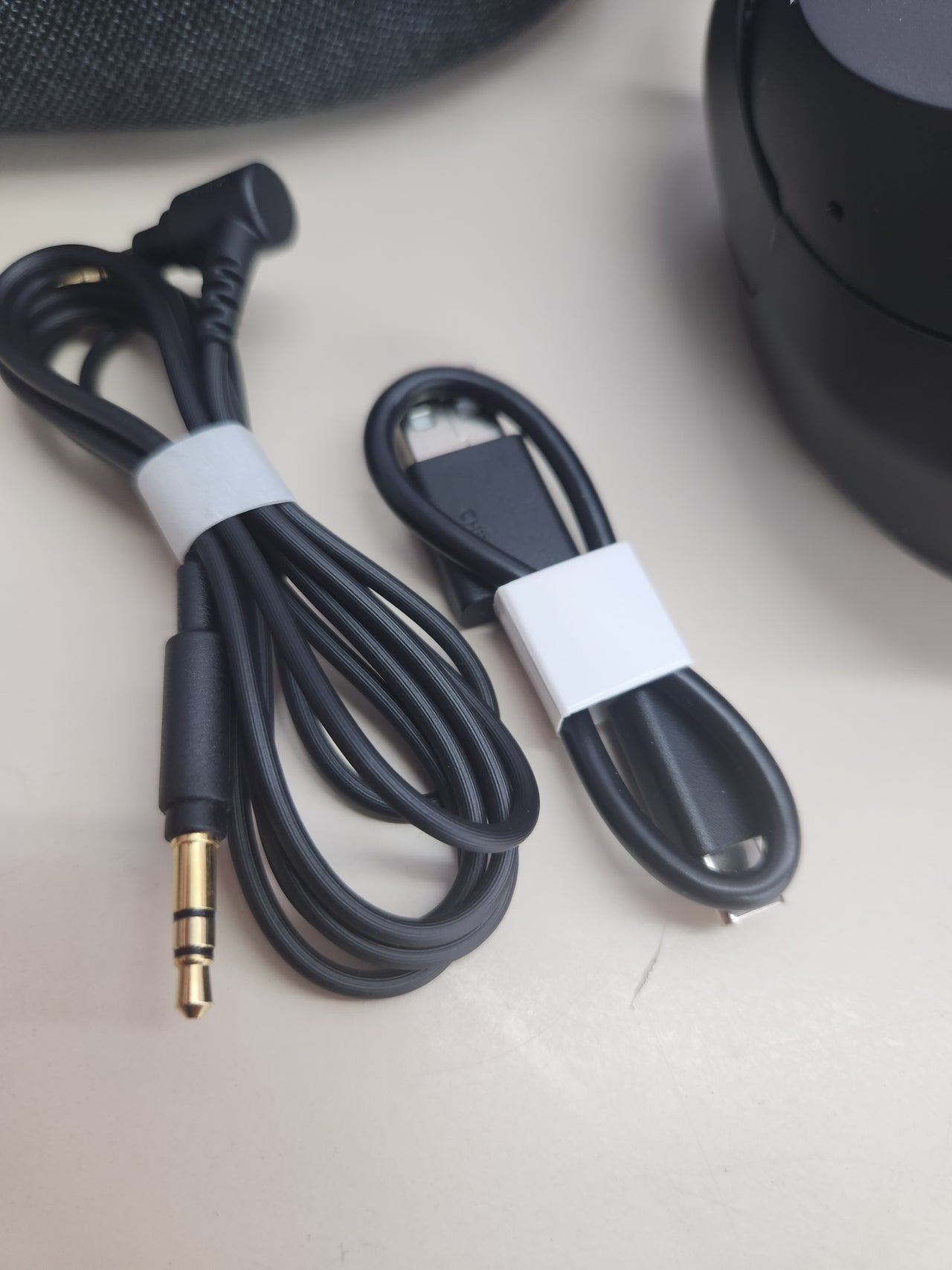 Auriculares Sony ULT Wear con Noise Cancelling