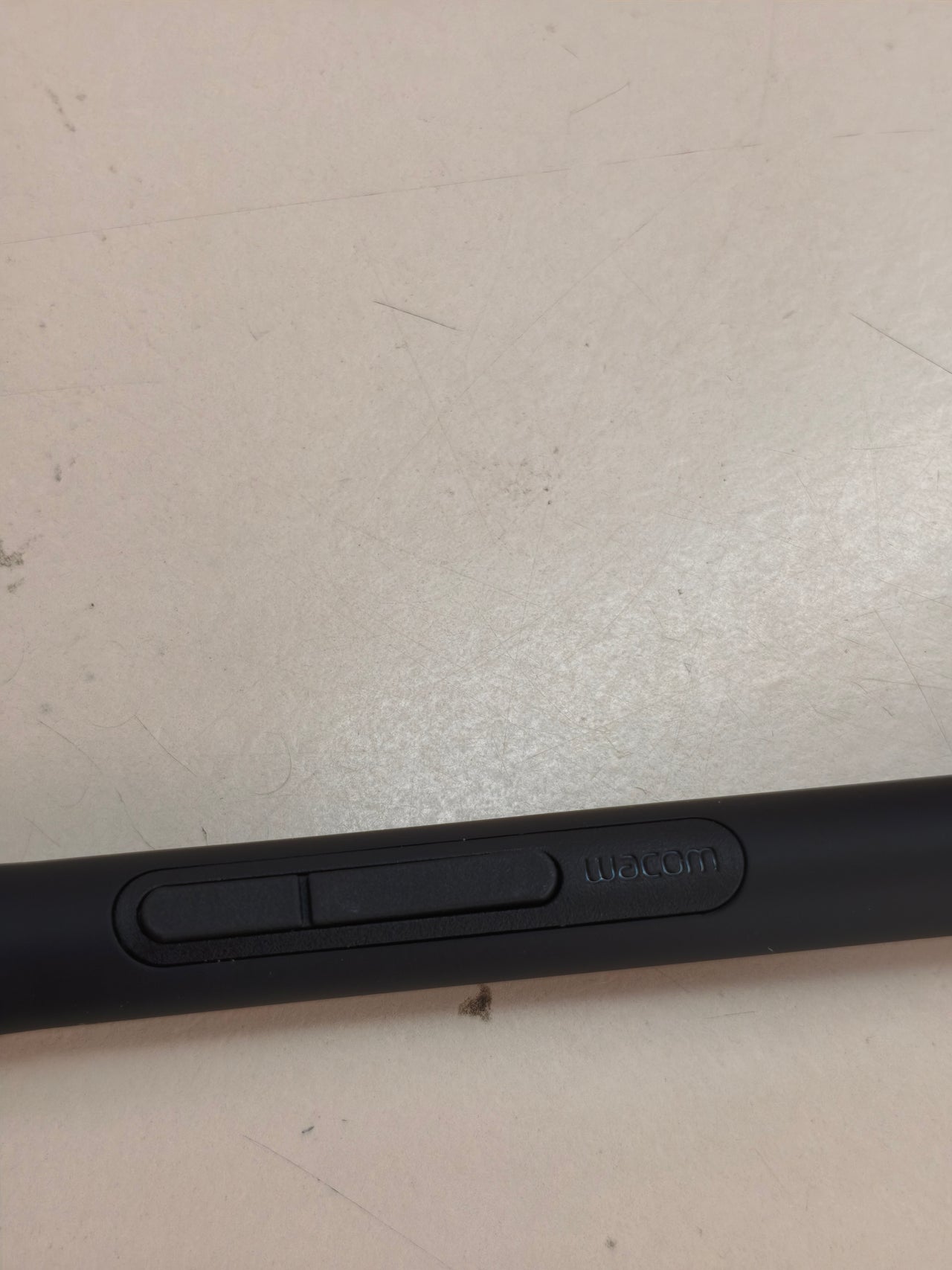 Wacom Intuos Medium, tableta gráfica, lápiz sensible, negra