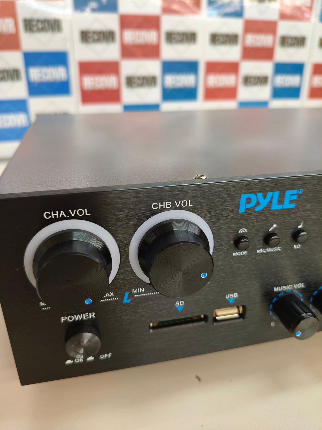 Pyle, amplificador estéreo 800W, Bluetooth, 4 canales, USB/SD/FM