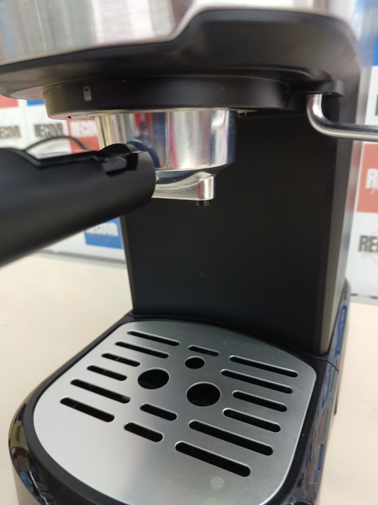 Cafetera espresso 20 bares 1,25 L con vaporizador - Jocca