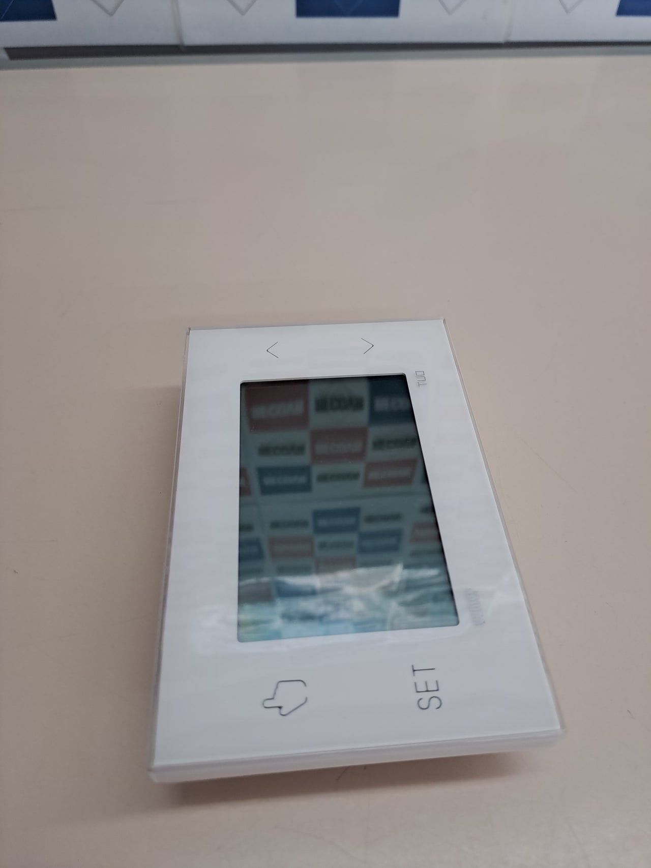 Termostato calefacción WiFi a pilas VEMER VE788600