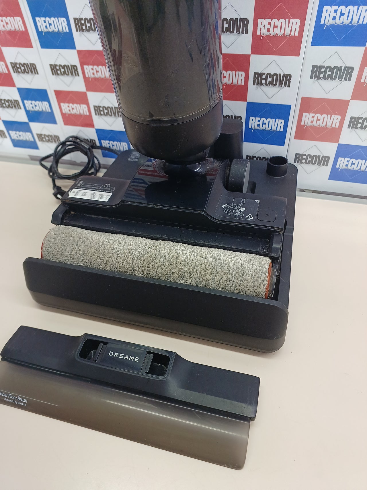 Aspiradora 16 KPa doble borde autolimpieza 60 °C Dreame