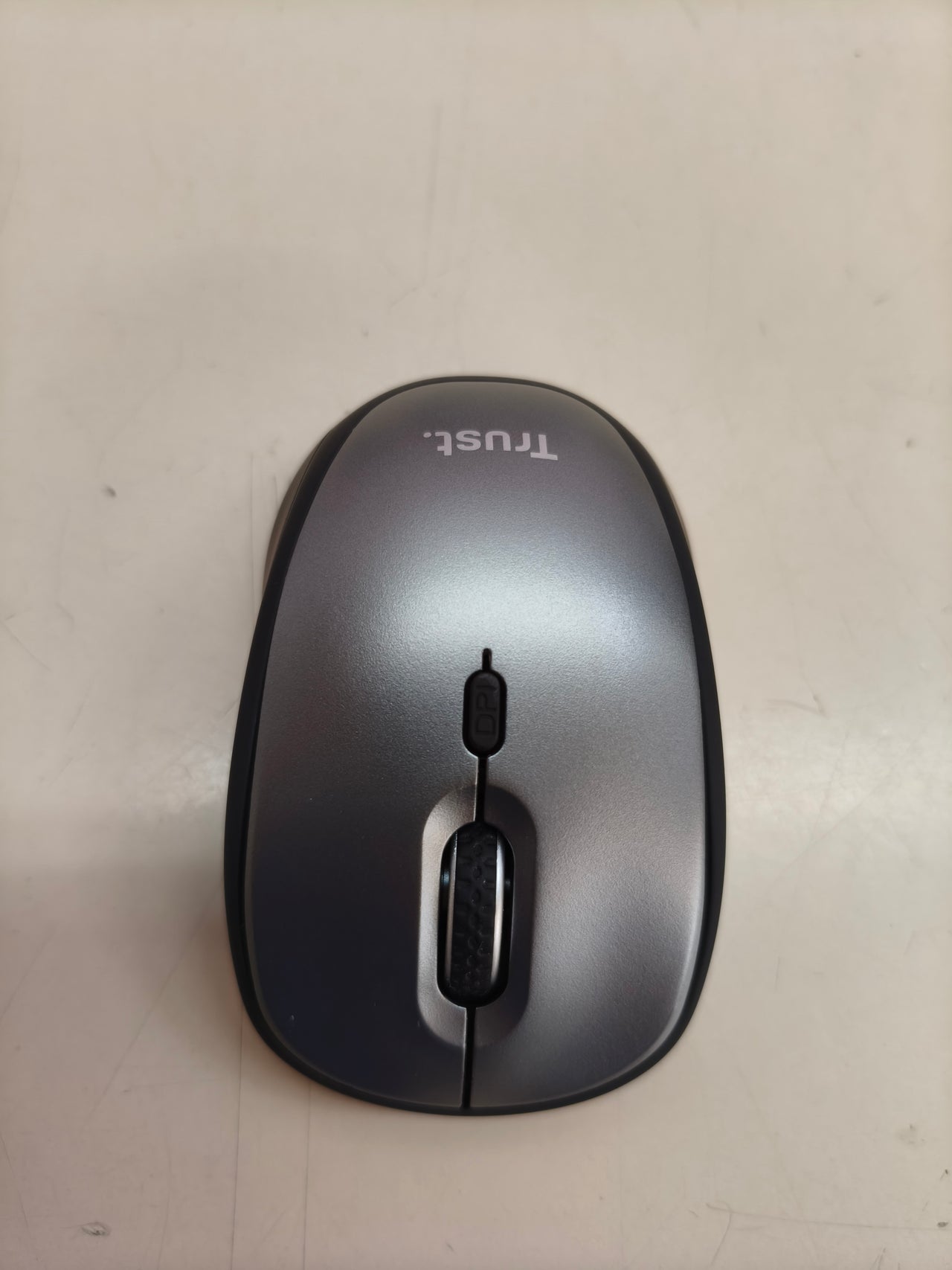 Ratón inalámbrico Trust silencioso, 800–1600 DPI, negro