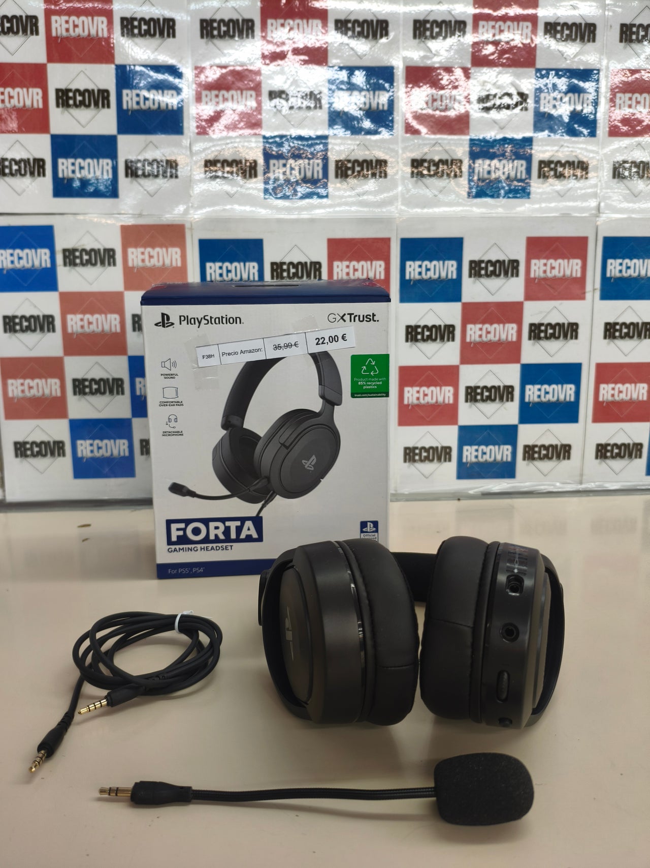Auriculares gaming Trust Forze con licencia oficial PS4/PS5
