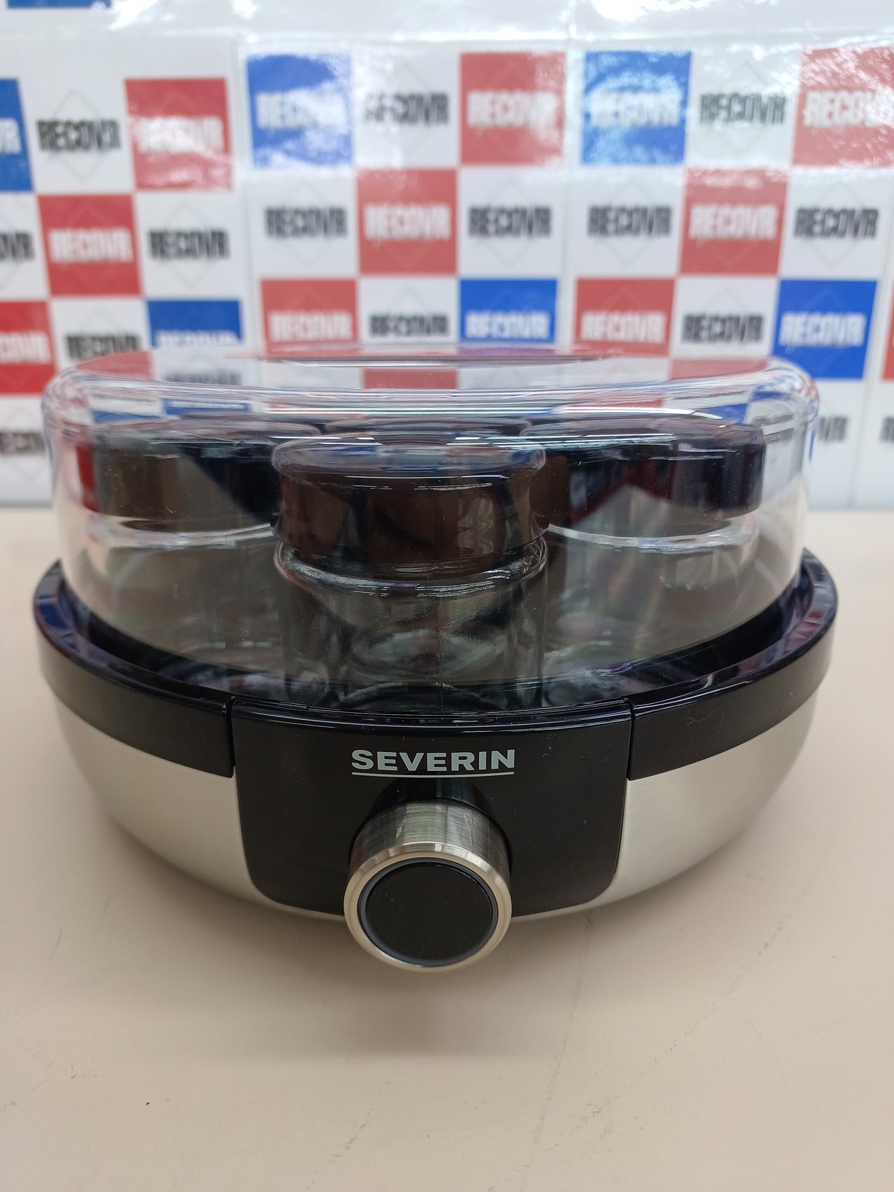 SEVERIN Yogurtera digital, mini yogurtera con 5 programas automáticos incluidos para hacer yogur casero, con 7 tarros con tapa, sin BPA, acero inoxidable cepillado/negro, JG 3521