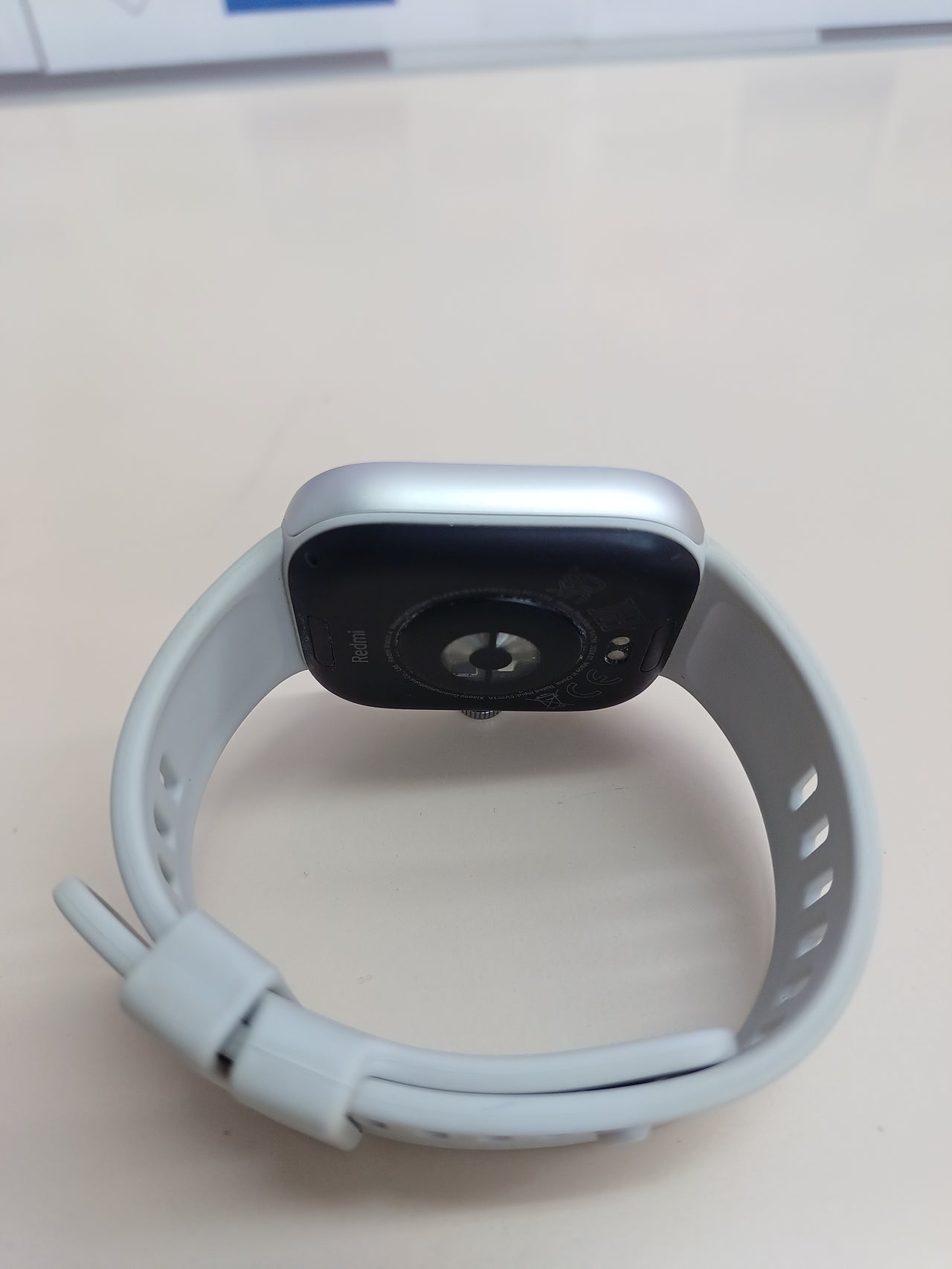 Redmi Watch 4 - Pantalla AMOLED LTPS de 1,97"