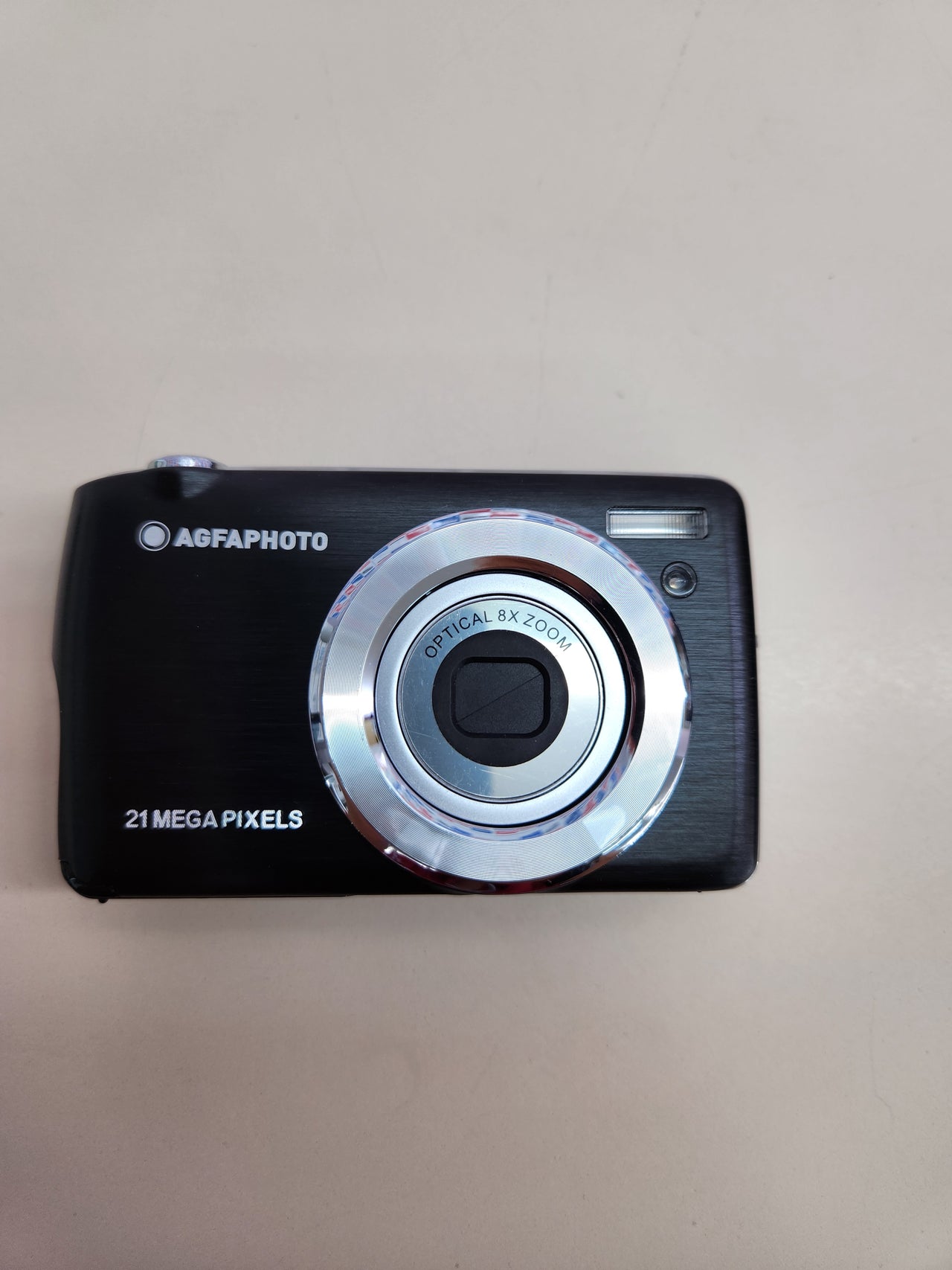 Cámara Digital Compacta, 18MP, Video Full HD, Pantalla LCD 2.7''