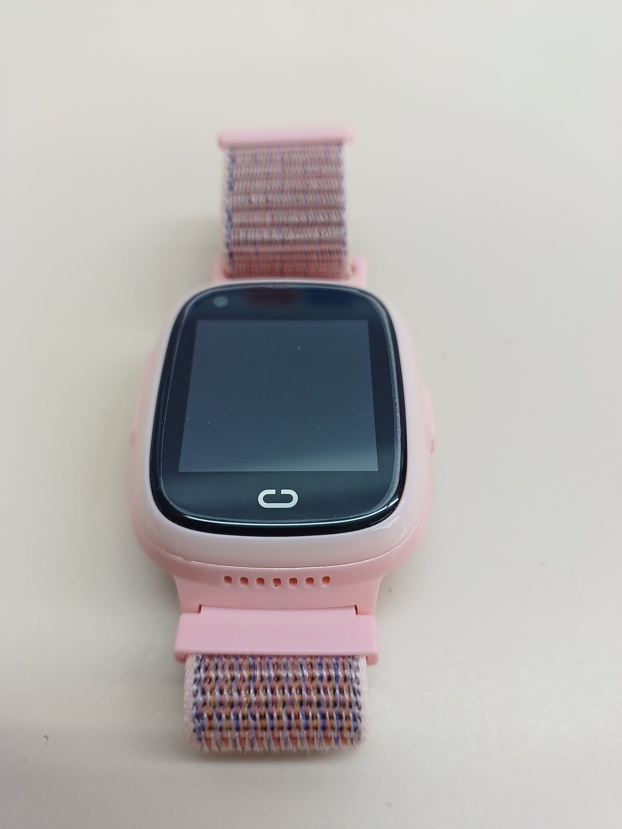 Reloj Inteligente Niños, GPS Smartwatch Niño Pantalla táctil Localizador con SOS Video Llamada Musica Bluetooth Reloj Digital Watch Regalo Compatibles con iOS Android PTHTECHUS 4G