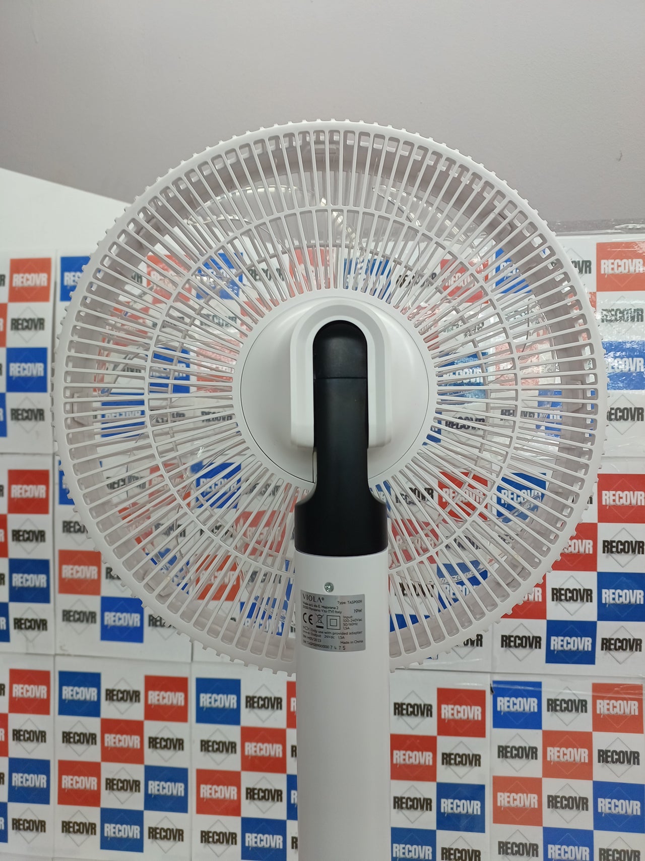 Ventilador de Pie VIOLA Silencioso Mando a Distancia