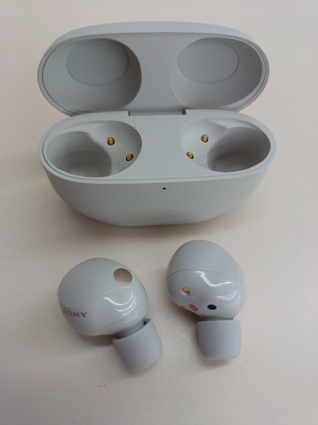 Sony Auriculares inalámbricos con Noise Cancelling WF-1000XM5, Bluetooth, Auriculares in-Ear, micrófono, hasta 24 Horas de batería, Carga rápida, IPX4, Alexa y Google Assitant, iOS y Android - Plata