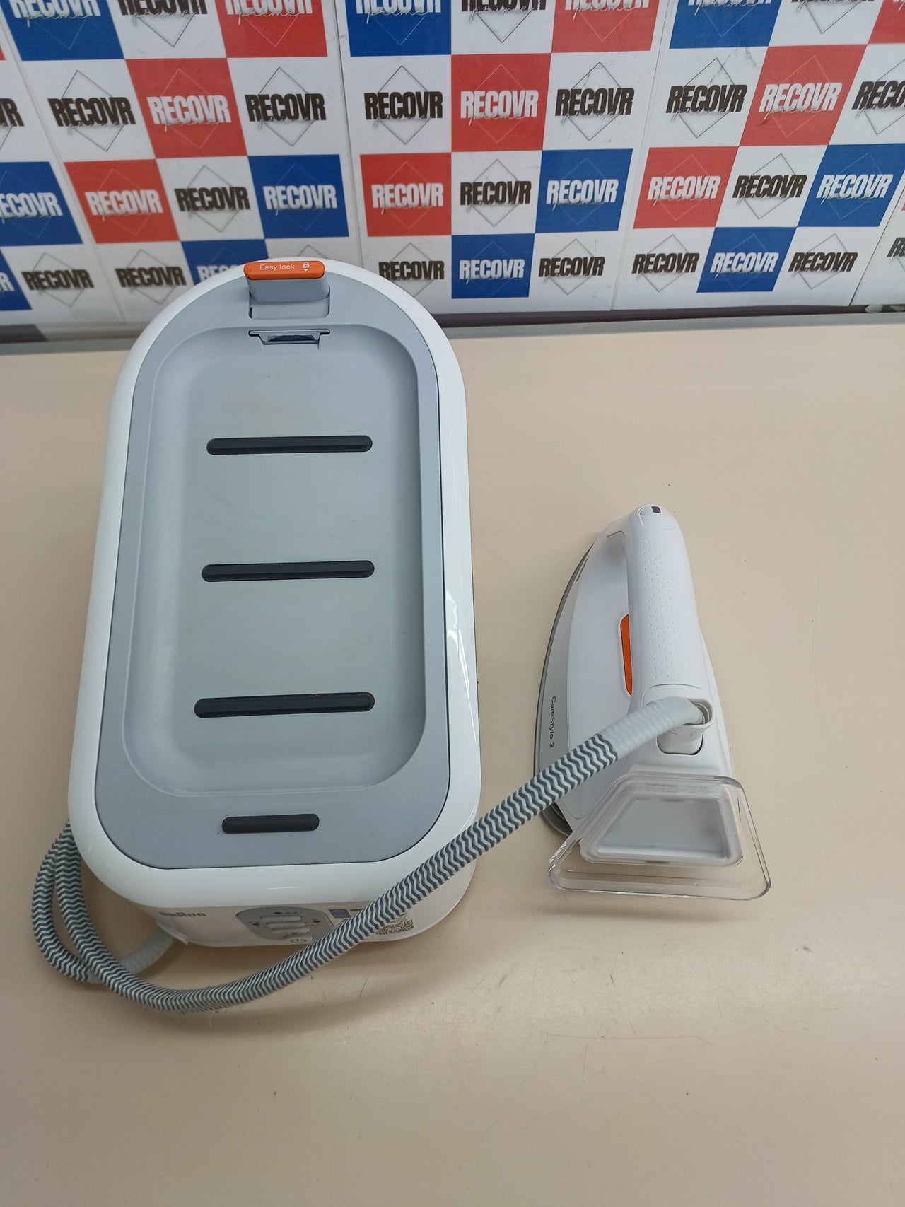 Plancha de vapor Braun CareStyle 3 2400W 2L