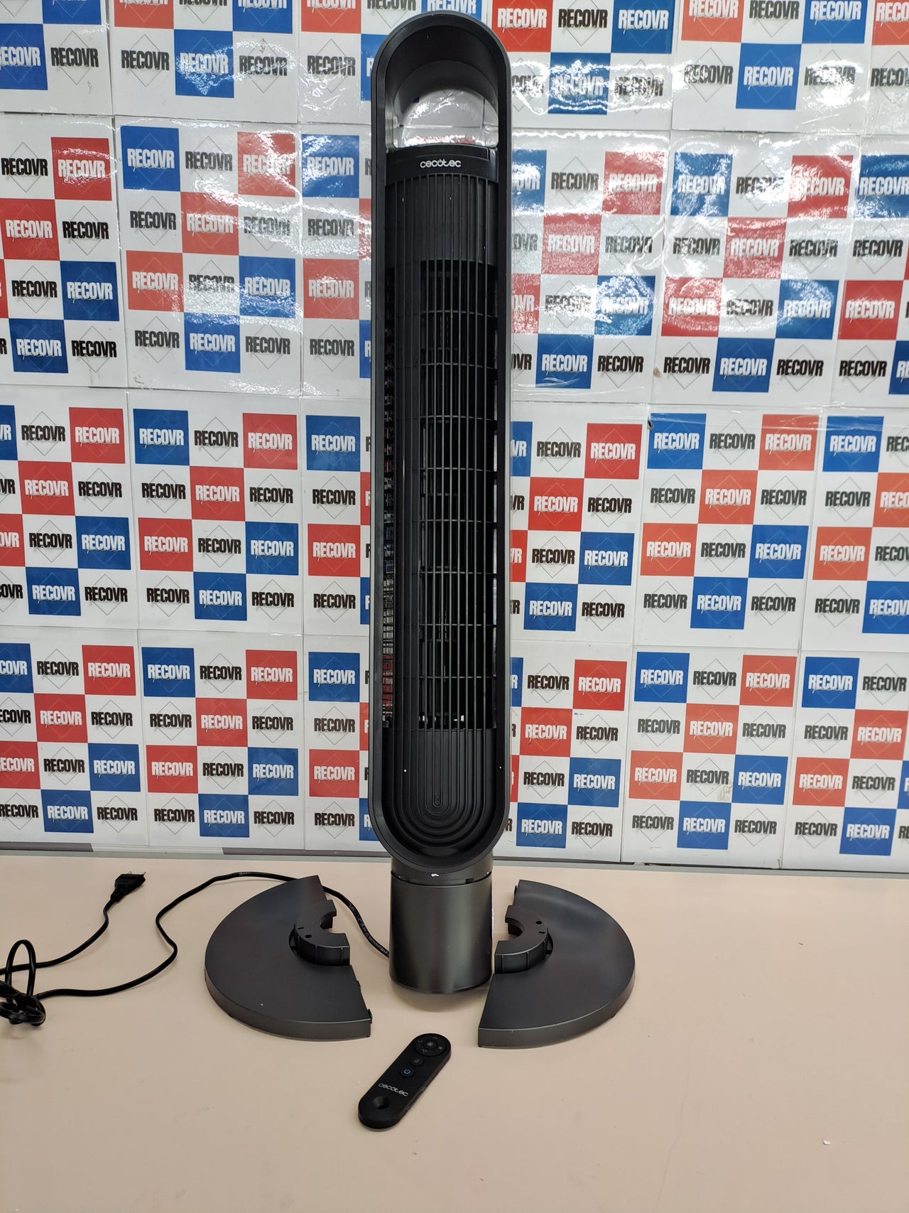 Ventilador torre 60W wifi ionizador 40" Cecotec