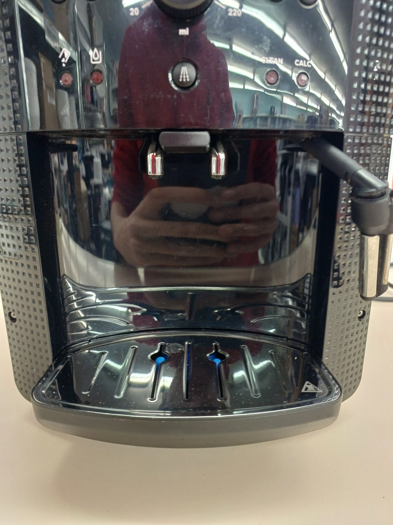 Cafetera superautomática 15 bares molinillo metálico 1,7 L – Krups