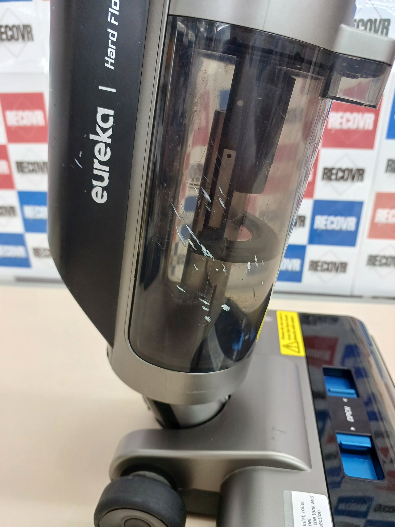 Aspiradora fregona sin cable multisuperficie voz Eureka