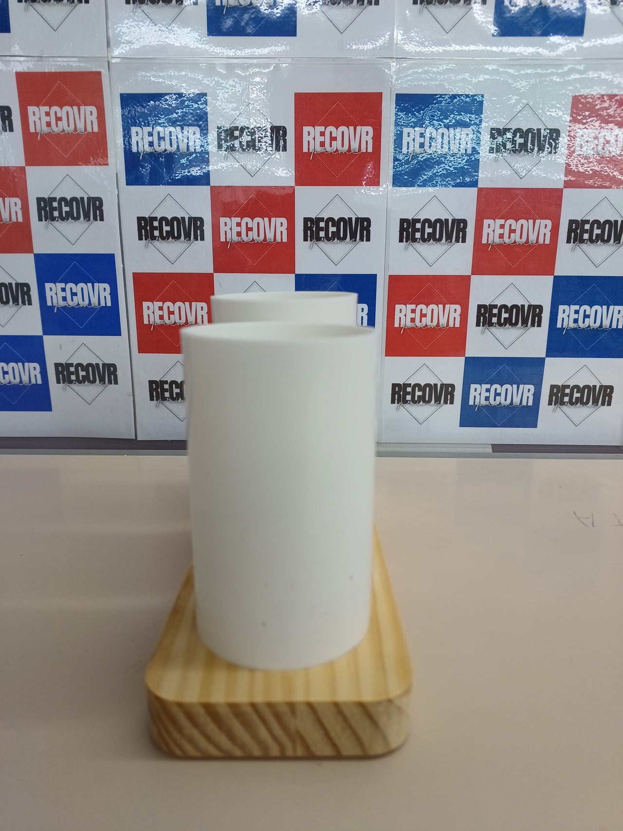 Cubertero multifunción con base basculante, para cuchillos y tenedores Bestonzon