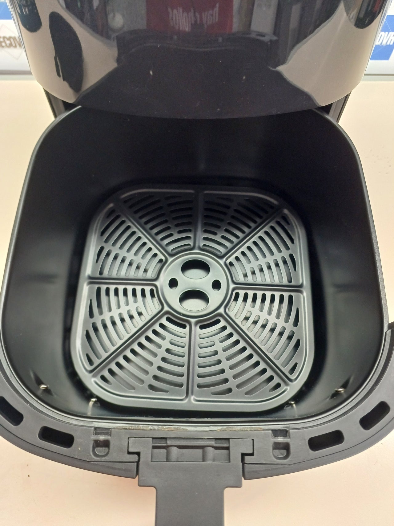 Freidora de aire 6 L 1700 W táctil 12 modos – Cecotec
