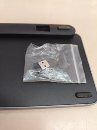 Teclado inalámbrico compacto con tecla AI